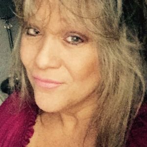 Meet your Posher, Cheryl